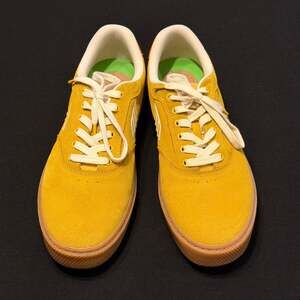 Cariuma Naioca Skate Sneakers Yellow/Gum sz 13